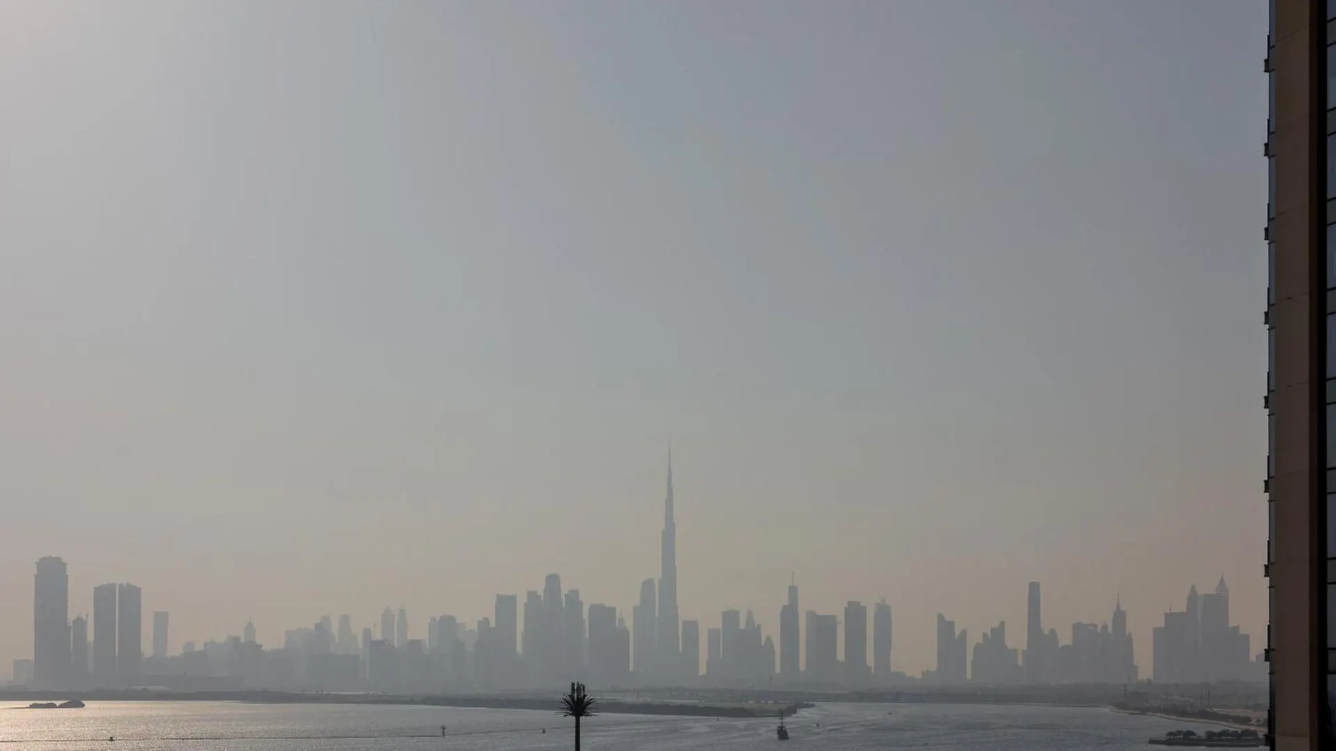 Burj Khalifa View & Creek Lagoon Dubai Apartment